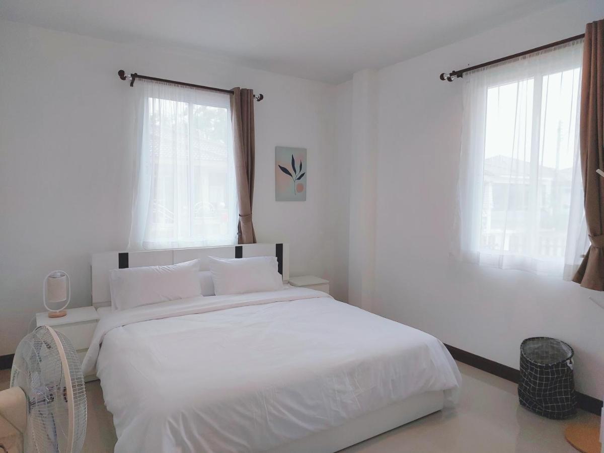 Happy Space วิลล่าทั้งหลัง 2นอน 2น้ำ ฟรี Wifi จอดรถ Nakhon Phanom Exterior foto