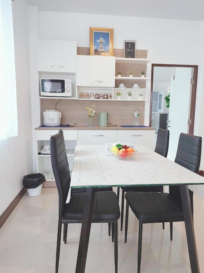 Happy Space วิลล่าทั้งหลัง 2นอน 2น้ำ ฟรี Wifi จอดรถ Nakhon Phanom Exterior foto
